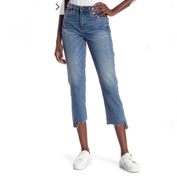 Blank NYC Denim - NWT BLANK NYC Stagger Hem Straight Leg Jeans Size 26